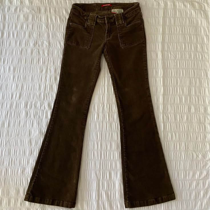 Vintage Celana Corduroy Coklat Tua